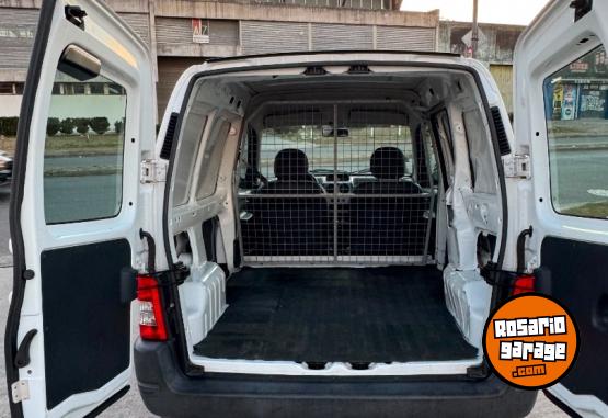 Utilitarios - Citroen Berlingo 2015 Diesel 95000Km - En Venta