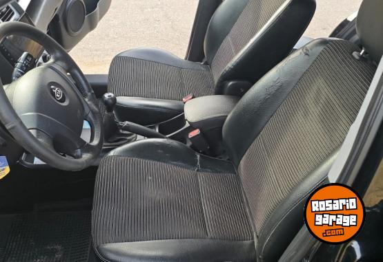 Camionetas - Kia SPORTAGE CRDI 2.0 4X4 2008 Diesel 235000Km - En Venta