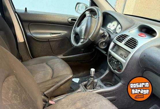 Autos - Peugeot 206 2011 Nafta 83000Km - En Venta