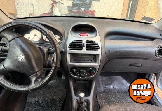 Autos - Peugeot 206 2011 Nafta 83000Km - En Venta