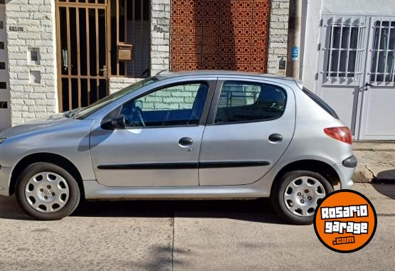 Autos - Peugeot 206 2011 Nafta 83000Km - En Venta