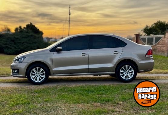 Autos - Volkswagen POLO HIGHLINE 1.6 CADENER 2018 Nafta 120000Km - En Venta