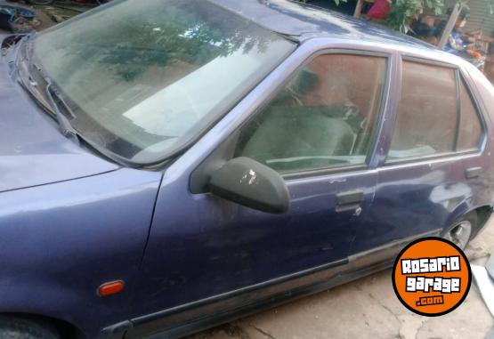 Autos - Renault modelo 94 1994 GNC 111111Km - En Venta