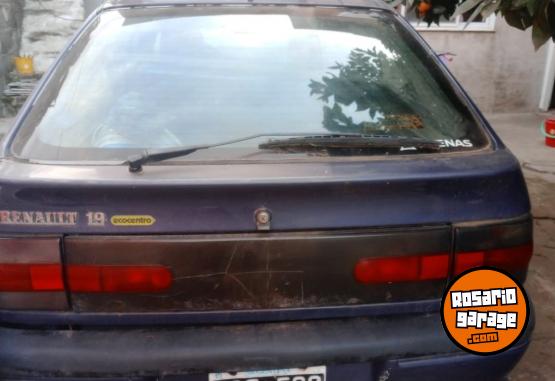 Autos - Renault modelo 94 1994 GNC 111111Km - En Venta
