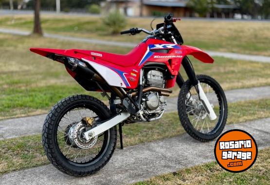 Motos - Honda TORNADO 293 CC UNICA!!!!! 2011 Nafta 1111Km - En Venta