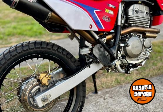 Motos - Honda TORNADO 293 CC UNICA!!!!! 2011 Nafta 1111Km - En Venta