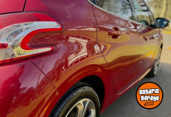 Autos - Peugeot 208 feline 2015 Nafta 17600Km - En Venta