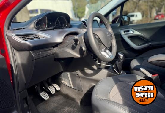 Autos - Peugeot 208 feline 2015 Nafta 17600Km - En Venta