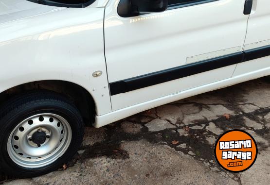 Utilitarios - Peugeot Parnert 2012 Nafta 182254Km - En Venta