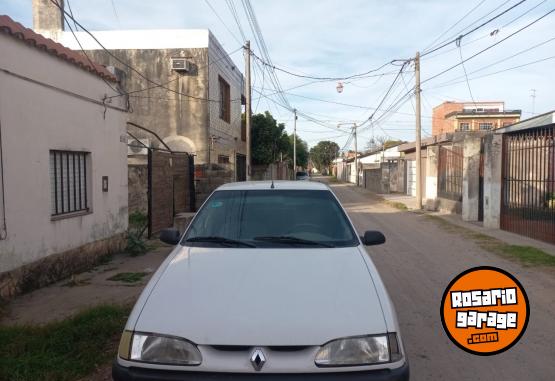 Autos - Renault 1996 1996 GNC 111111Km - En Venta