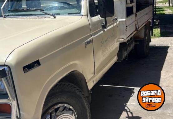 Camiones y Grúas - FORD 350 - En Venta
