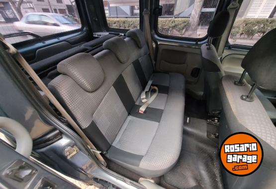 Utilitarios - Renault Kangoo Sportway 2010 GNC 160000Km - En Venta