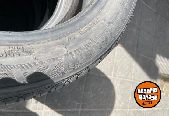 Accesorios para Autos - Líquido 5 cubiertas 205 55 16 brigestone el precio es por las 5 - En Venta