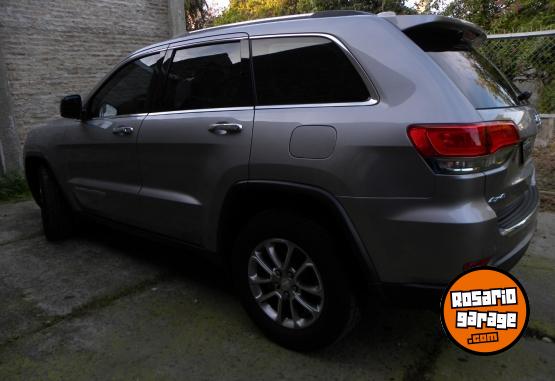 Camionetas - Jeep Grand Cherokee 2014 Nafta 190000Km - En Venta