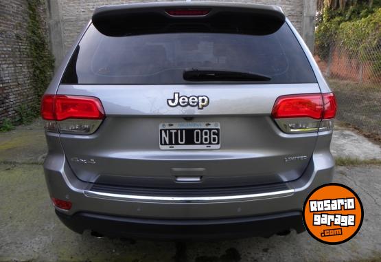 Camionetas - Jeep Grand Cherokee 2014 Nafta 190000Km - En Venta