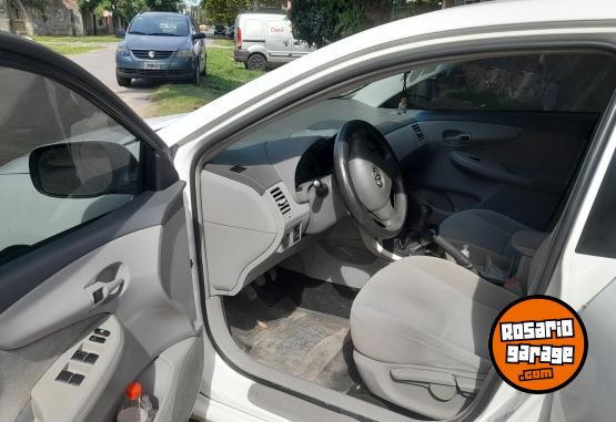 Autos - Toyota Corolla  XLI 2010 GNC 275000Km - En Venta