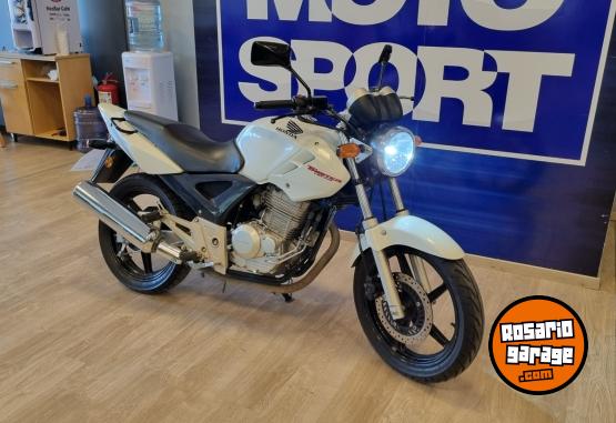 Motos - Honda TWISTER CBX 250 2014 Nafta 19010Km - En Venta