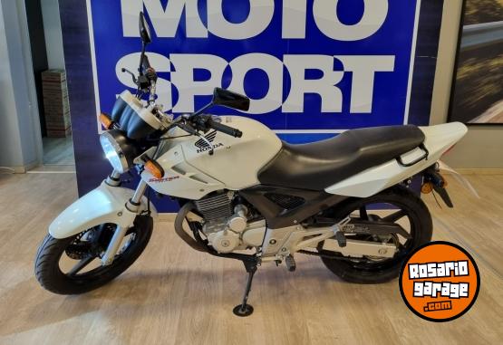 Motos - Honda TWISTER CBX 250 2014 Nafta 19010Km - En Venta