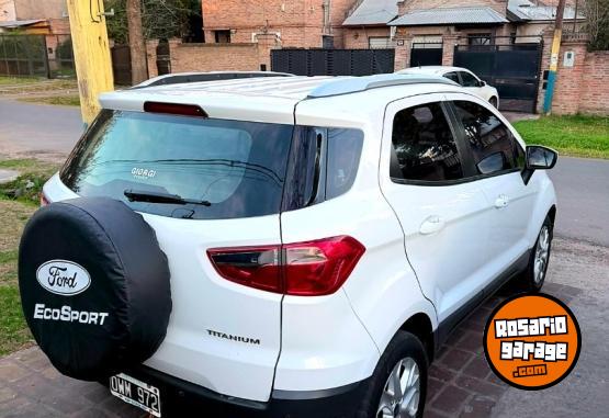 Camionetas - Ford Ecosport 1.6 Titanium 2015 Nafta 142000Km - En Venta