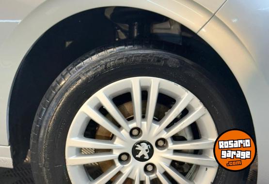 Autos - Peugeot 208 allure 2018 Nafta 60000Km - En Venta
