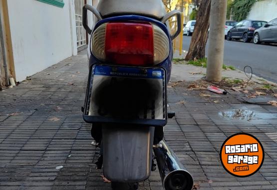 Motos - Motomel BLITZ 110 FULL 2024 Nafta 17300Km - En Venta