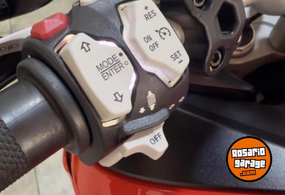 Motos - Ducati V2S 2024 Nafta 14500Km - En Venta