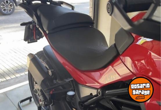 Motos - Ducati V2S 2024 Nafta 14500Km - En Venta