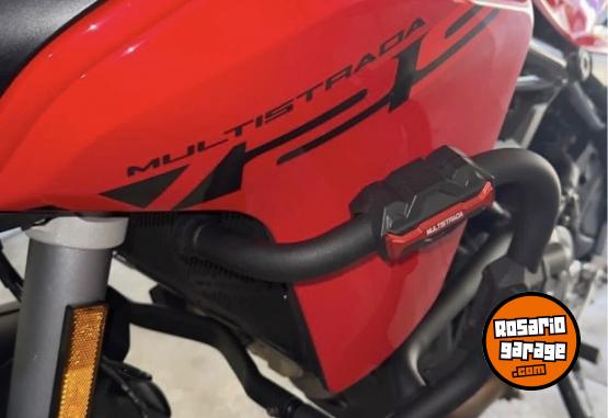 Motos - Ducati V2S 2024 Nafta 14500Km - En Venta
