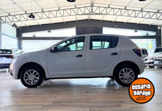 Autos - Renault Sandero Life 1.6N 2024 Nafta 10800Km - En Venta