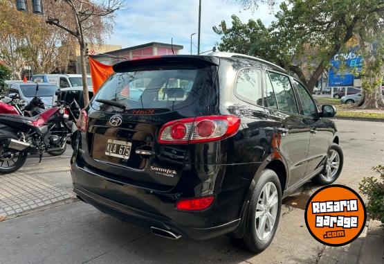 Camionetas - Hyundai SANTA FE 2.2 CRDI 7AS 2012 Diesel 235000Km - En Venta