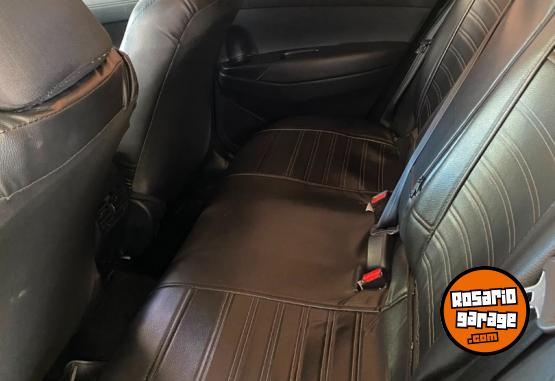 Camionetas - Toyota Corolla Cross XLI 2.0 CVT 2023 Nafta 80000Km - En Venta