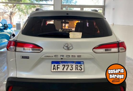 Camionetas - Toyota Corolla Cross XLI 2.0 CVT 2023 Nafta 80000Km - En Venta