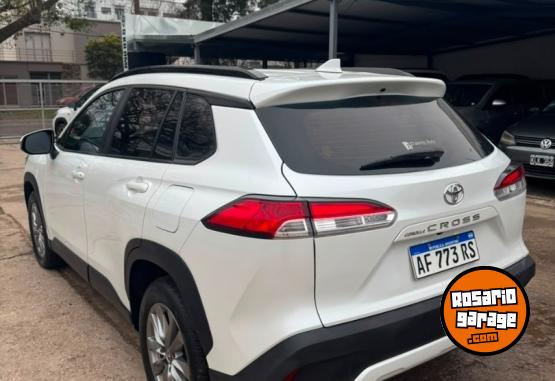 Camionetas - Toyota Corolla Cross XLI 2.0 CVT 2023 Nafta 80000Km - En Venta