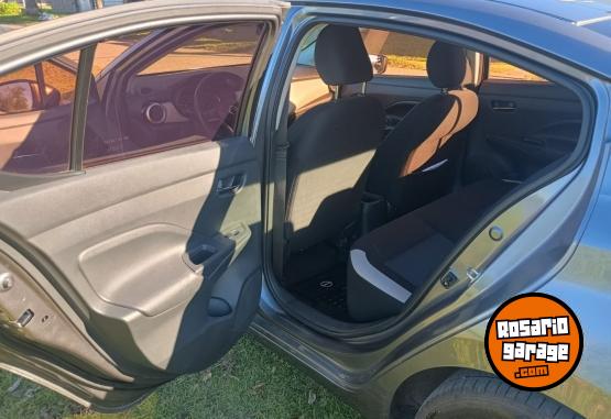 Autos - Nissan Versa 2021 Nafta 139600Km - En Venta