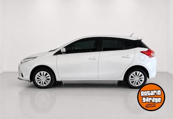 Autos - Toyota YARIS XS MT 2022 Nafta 39636Km - En Venta