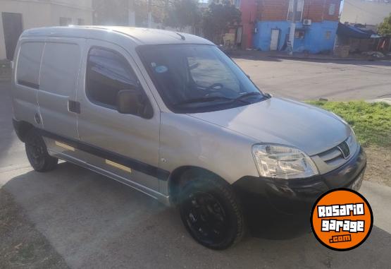 Utilitarios - Peugeot 2014 2014 Nafta 200000Km - En Venta