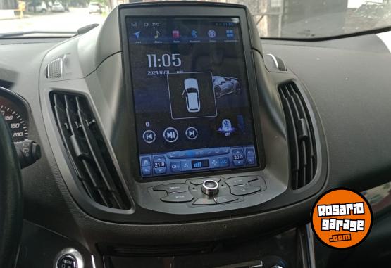 Camionetas - Ford Kuga Titanium 2.0 AWD 2016 Nafta 157000Km - En Venta