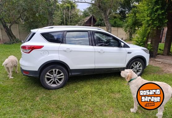 Camionetas - Ford Kuga Titanium 2.0 AWD 2016 Nafta 157000Km - En Venta