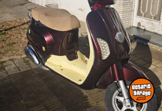 Motos - Motomel Strato Euro 2016 Nafta 11000Km - En Venta