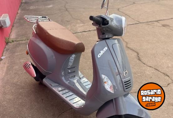Motos - Otra marca SCOOTER DROOP 125 2026 Nafta 0Km - En Venta