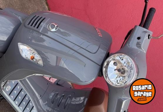 Motos - Otra marca SCOOTER DROOP 125 2026 Nafta 0Km - En Venta