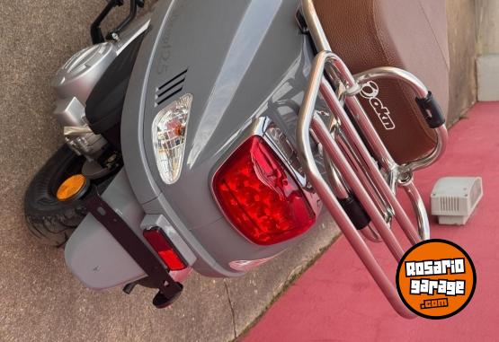 Motos - Otra marca SCOOTER DROOP 125 2026 Nafta 0Km - En Venta