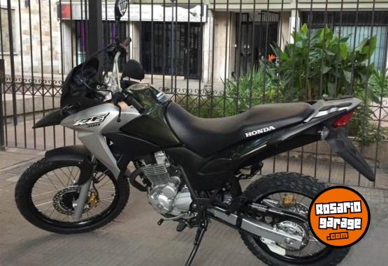 Motos - Honda XRE 2022 Nafta 10500Km - En Venta