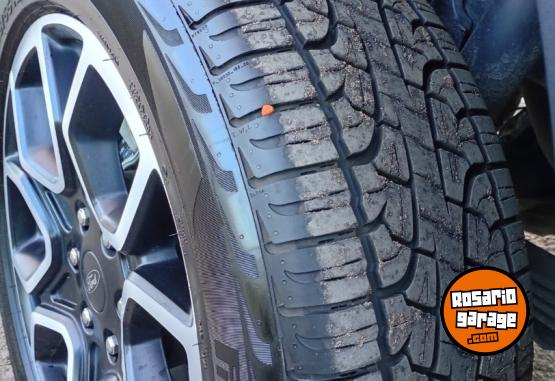 Camionetas - Ford RANGER LIMITED V6 2025 Diesel 9000Km - En Venta