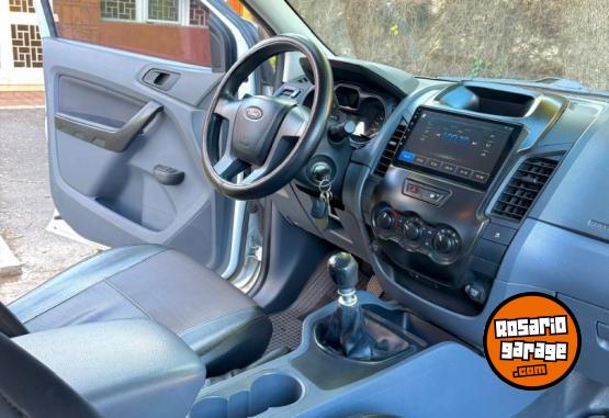 Camionetas - Ford RANGER 2.2 2015 Nafta 180000Km - En Venta