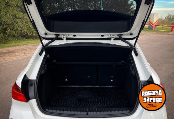 Autos - Bmw 118 i 2020 Nafta 70000Km - En Venta