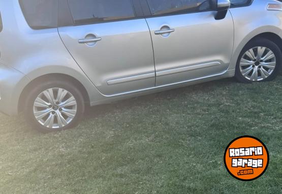 Autos - Citroen C3 PICASSO 2012 Nafta 200000Km - En Venta