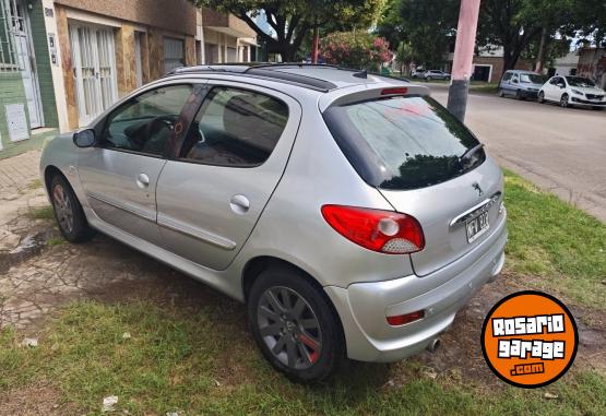 Autos - Peugeot 207 feline 2013 Nafta 146000Km - En Venta