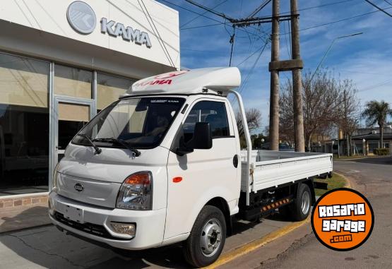 Camiones y Grúas - KAMA X1 CABINA SIMPLE DIÉSEL CON CAJA DE CARGA 0 Km MY2026 para 3 ton. Financia Bco. Santander. Acércate a ORIO HNOS, SAN GENARO, concesionario oficial JMC, ISUZU, KAMA, LANDKING Camiones - En Venta