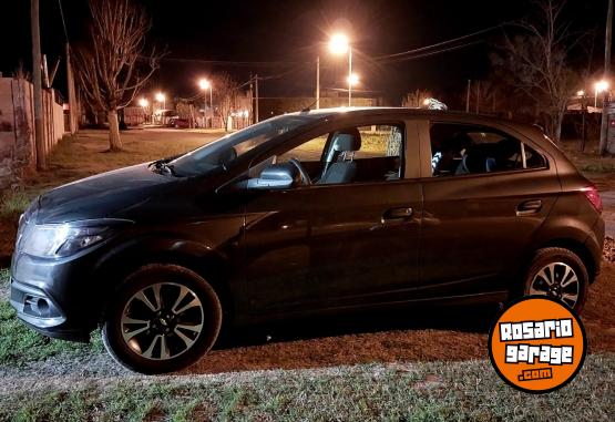 Autos - Chevrolet Onix LTZ 2016 Nafta 120000Km - En Venta